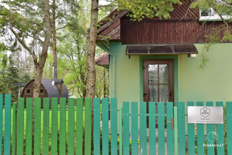 MEDUS APARTAMENTI AR SAUNU par diviem... Trakai reģionā, Lietuvā