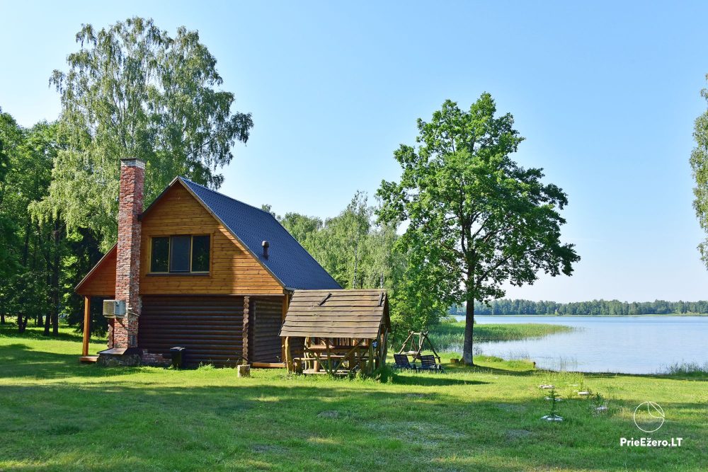 Lauku sēta ir Moletai rajonā Lietuvā, netālu Duriai ezera - 1