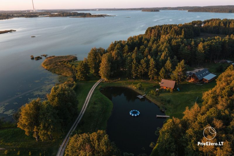 Lauku sēta Žiburiai ezera krastā