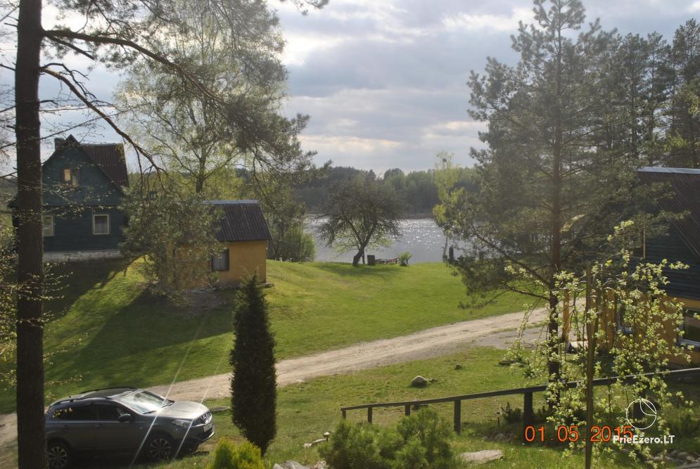 Sigitas sēta Lietuvā pie ezera - 1
