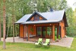 Guļbūve - villa un sauna pie Auslo ezera Zarasu rajonā - sēta AUSLA