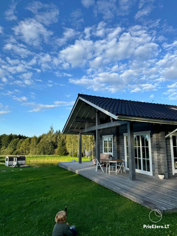 Aveņu villa - jaunuzcelta māja dabā, netālu no meža