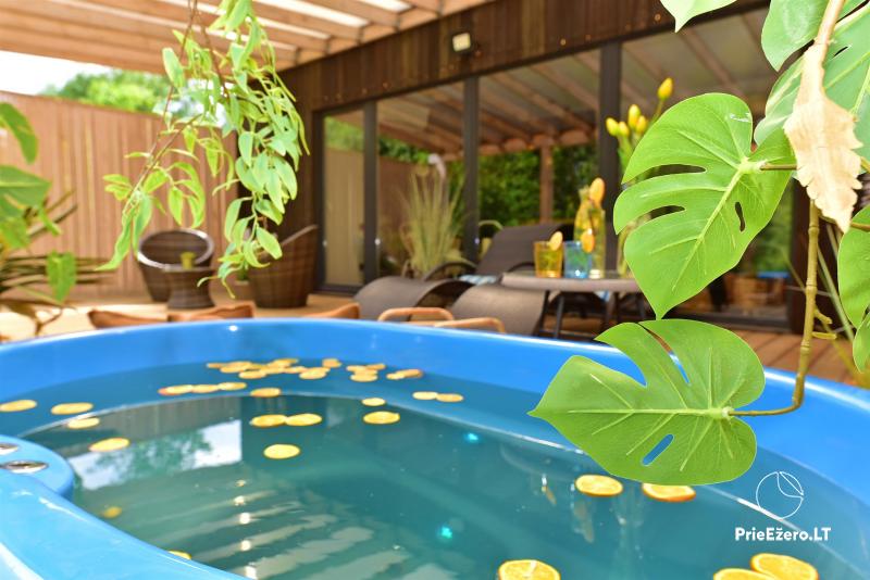 Romantiskas brīvdienas diviem - brīvdienu māja ar saunu, āra džakuzi