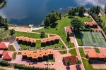 Sēta Ąžuolas Resort ezera krastā, Alītas rajonā