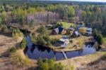 Lauku sēta ezera krastā: sauna, liela āra vanna, banketu zāle