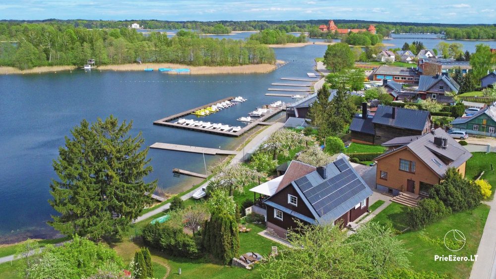 Viesu māja Traķos ezera krastā: mājas, dzīvokļa īre - 1