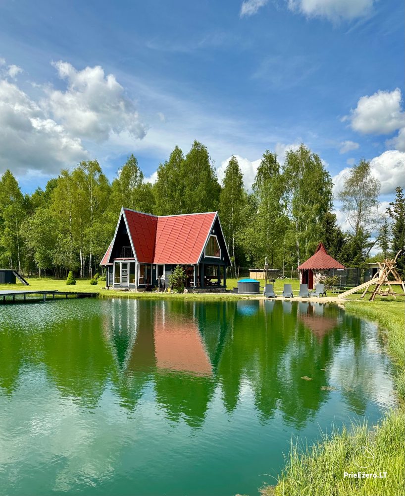 Izīrē viensētu Anīkšču rajonā - 1