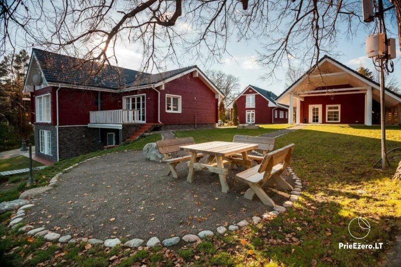 Villa Diana ezera krastā Molētu rajonā