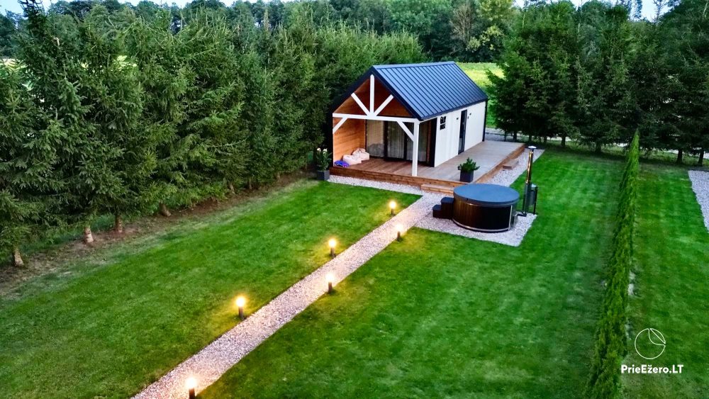 Kajaku noma, naktsmītne nelielā mājiņā - 1