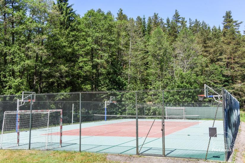 Tenisa korts lauku mājā pie ezera Plateliai Saulės slėnis - 1