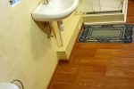 Nr.5 divvietīgs numurs ar dušu, WC, balkonu - 3