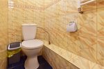 Nr.4 trīsvietīga istaba ar dušu, WC, balkonu - 4