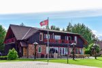 Galvenā māja ar banketu zāli un guļamistabām - 1